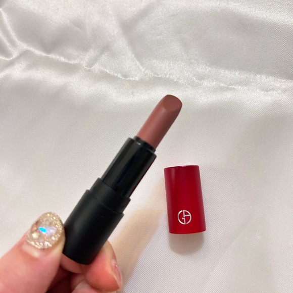 Giorgio Armani & YSL nude lips - Picture 4 of 13